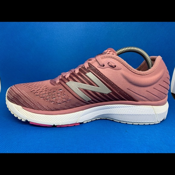 Running Athletic Shoes W860a10 Womens 